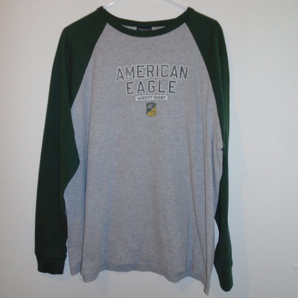 American Eagle Men's Large Gray Long Sleeve Tee